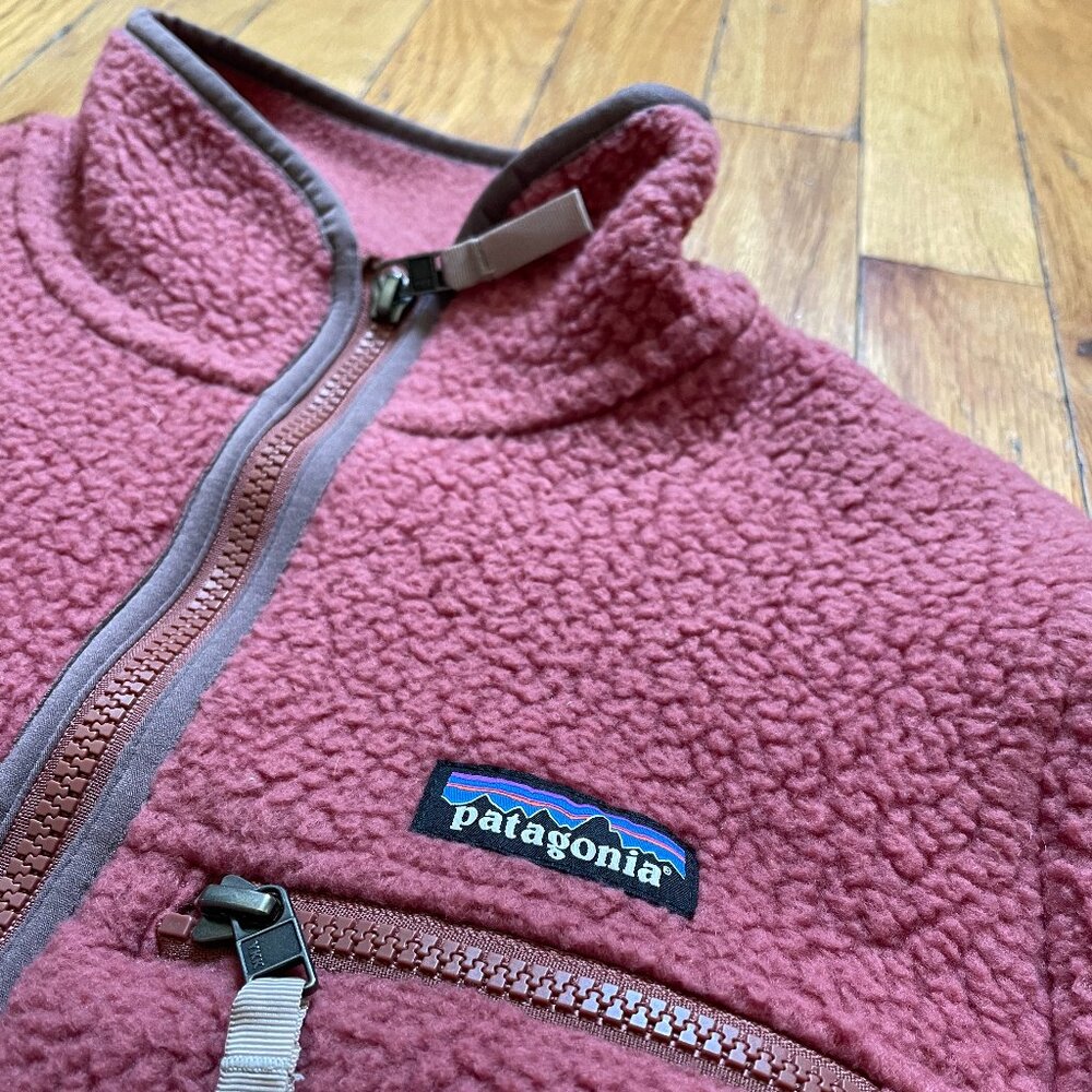 Patagonia Fleece Zip-up Jacket in Pink